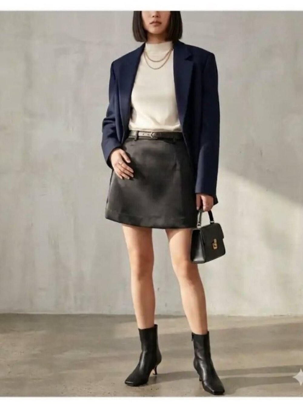 a new day Women's Size 2 Black Satin Side Zip Mini Skirt Modern Minimalist
